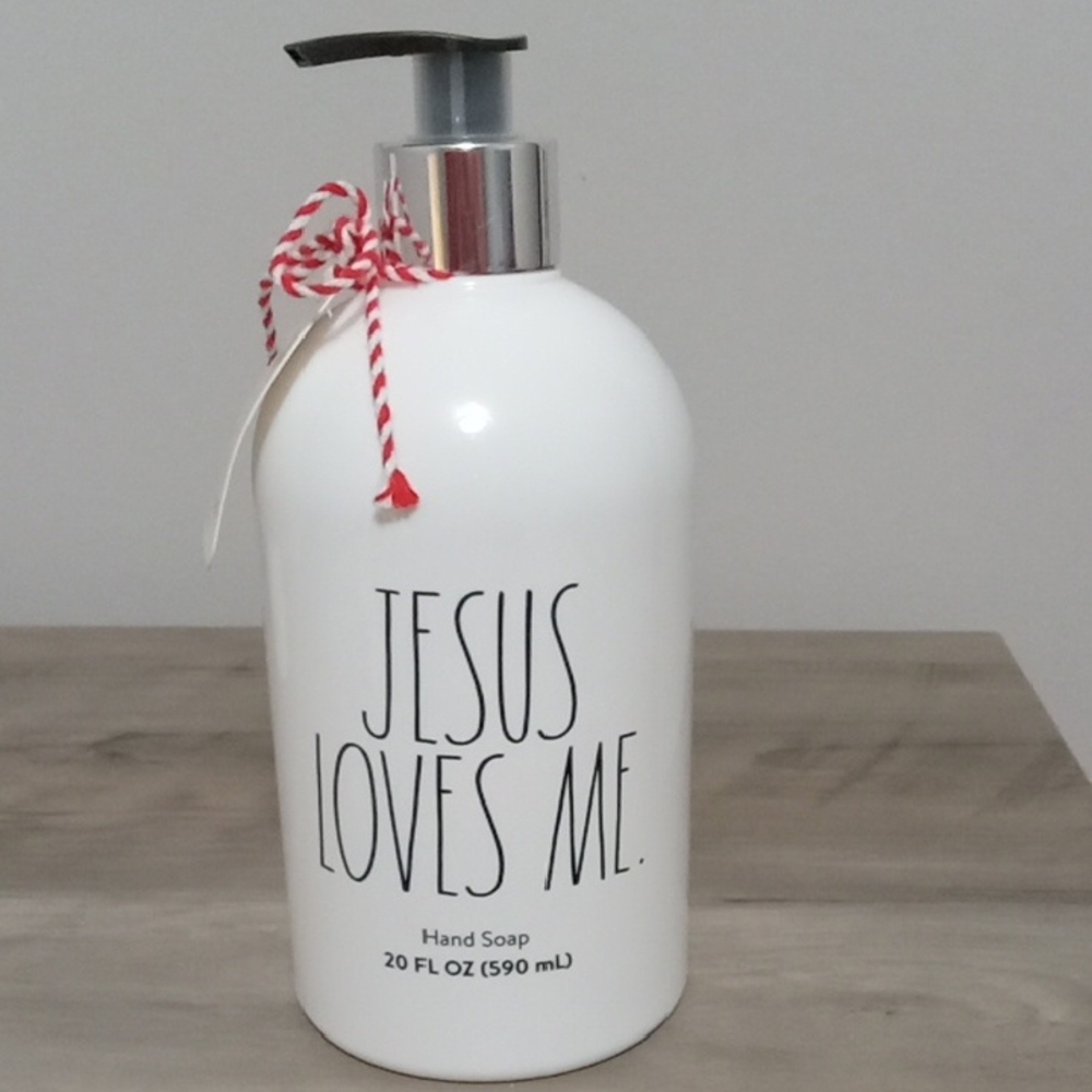 Rae Dunn Holiday Hans Soap New